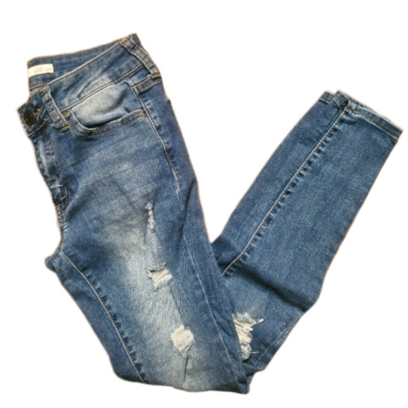 So jeggings jeans. Size 5/27inseam. EXCELLENT CONDITION! - Picture 1 of 6